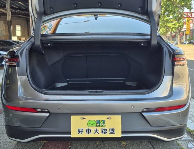 TOYOTA豐田 CORONA  第19張相片