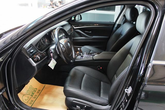 BMW寶馬 520D  第7張相片