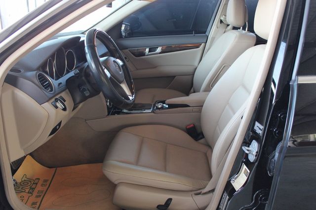 M-BENZ賓士 C250  第7張相片