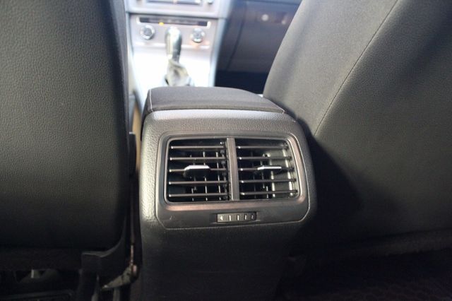 VOLKSWAGEN福斯 GOLF  第14張相片
