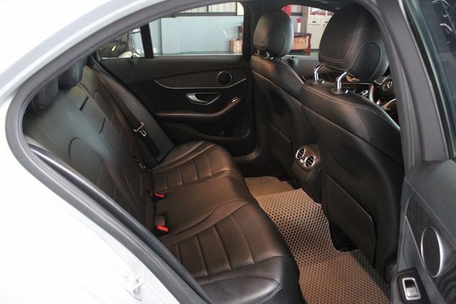 M-BENZ賓士 C300  第8張相片