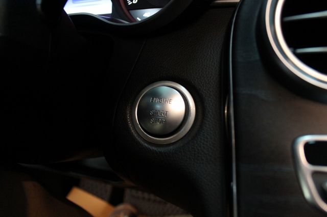 M-BENZ賓士 C300  第11張相片