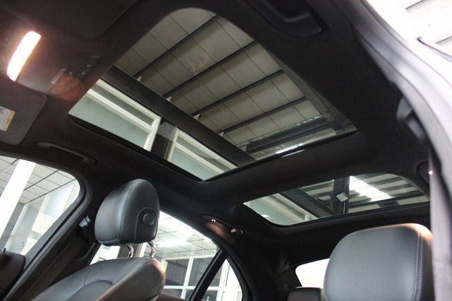 M-BENZ賓士 C300  第14張相片