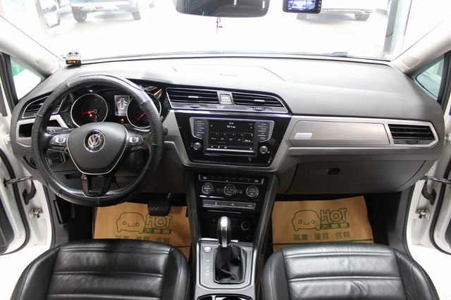 VOLKSWAGEN福斯 TOURAN  第5張相片