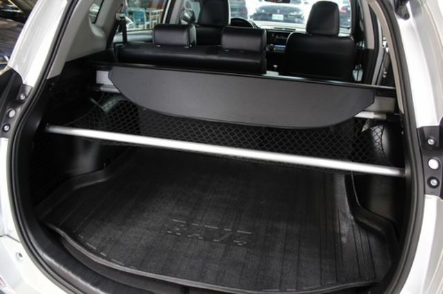TOYOTA豐田 RAV4  第9張相片