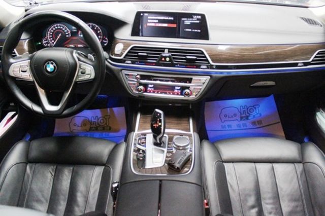 BMW寶馬 730I  第5張相片