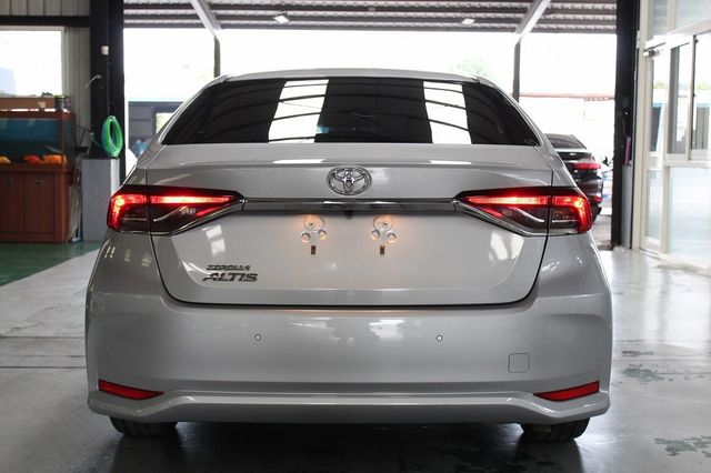 TOYOTA豐田 ALTIS  第4張相片