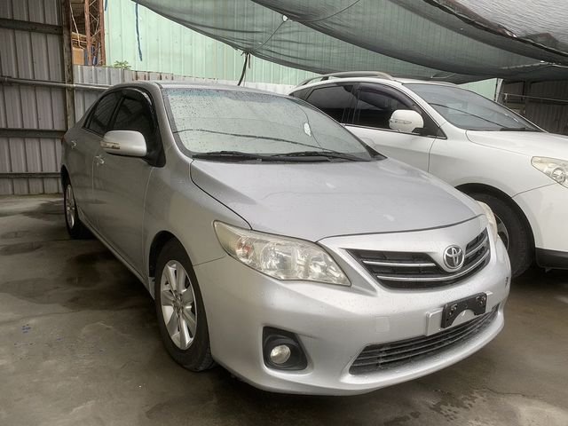 TOYOTA豐田 ALTIS  第3張相片