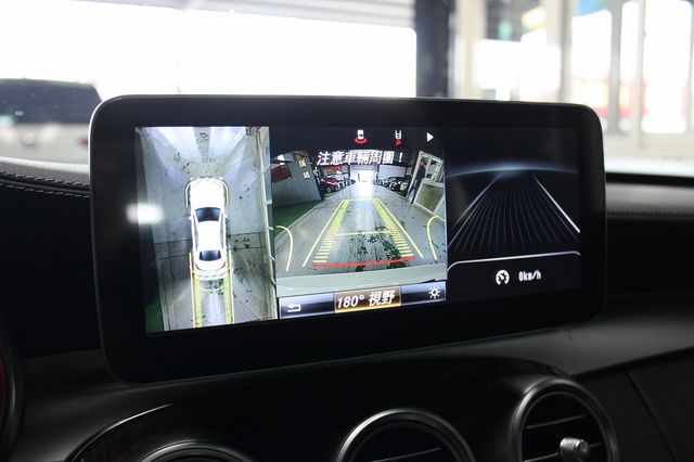 M-BENZ賓士 C250  第13張相片