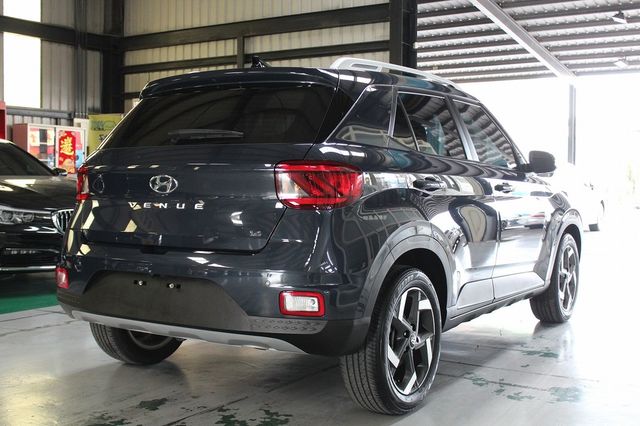 HYUNDAI現代 VENUE  第3張相片
