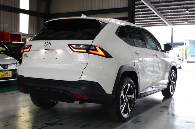 TOYOTA豐田 YARIS CROSS  第2張相片