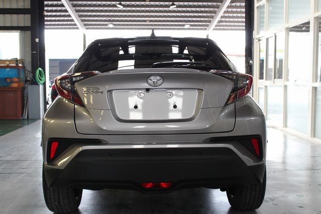 TOYOTA豐田 C-HR  第4張相片