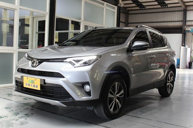 TOYOTA豐田 RAV4  第1張相片