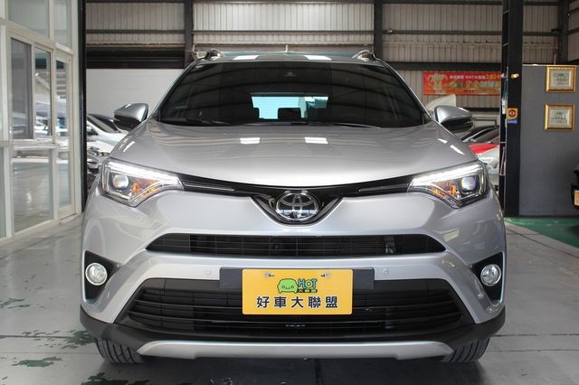 TOYOTA豐田 RAV4  第3張相片