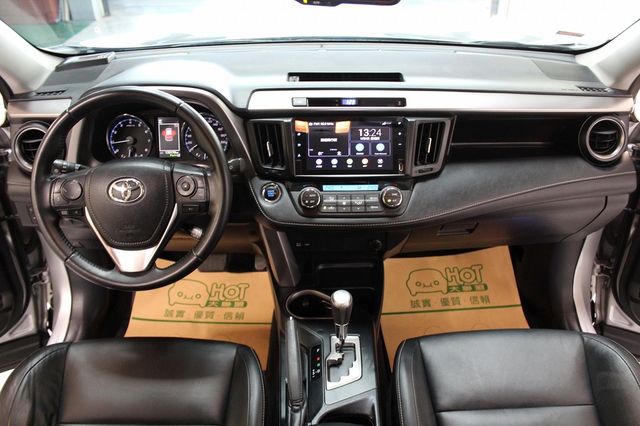 TOYOTA豐田 RAV4  第5張相片