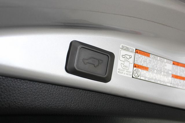 TOYOTA豐田 RAV4  第9張相片
