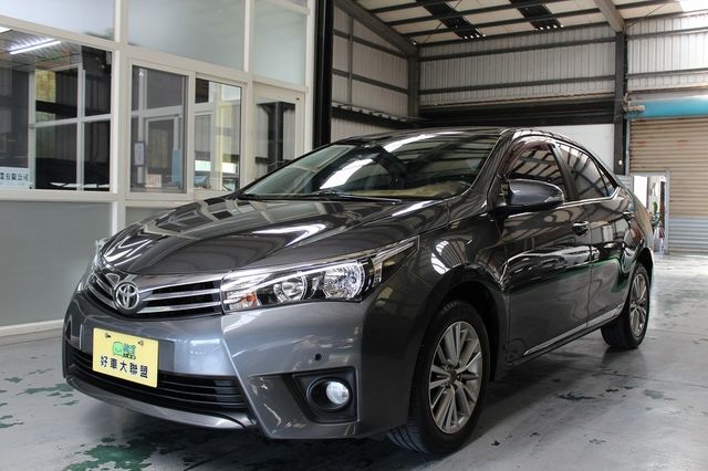 TOYOTA豐田 ALTIS  第1張相片