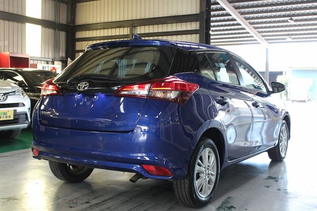 TOYOTA豐田 YARIS  第2張相片