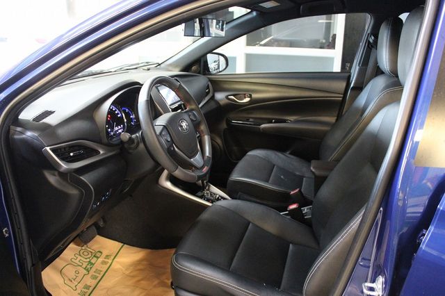 TOYOTA豐田 YARIS  第7張相片
