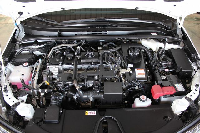 TOYOTA豐田 COROLLA ALTIS HYBRID  第6張相片