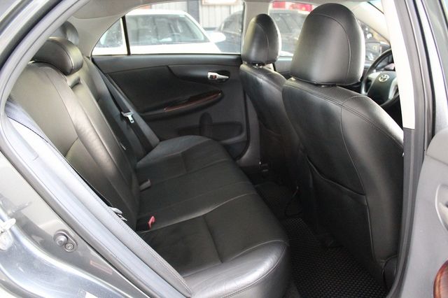 TOYOTA豐田 ALTIS  第8張相片