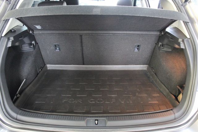 VOLKSWAGEN福斯 POLO  第4張相片