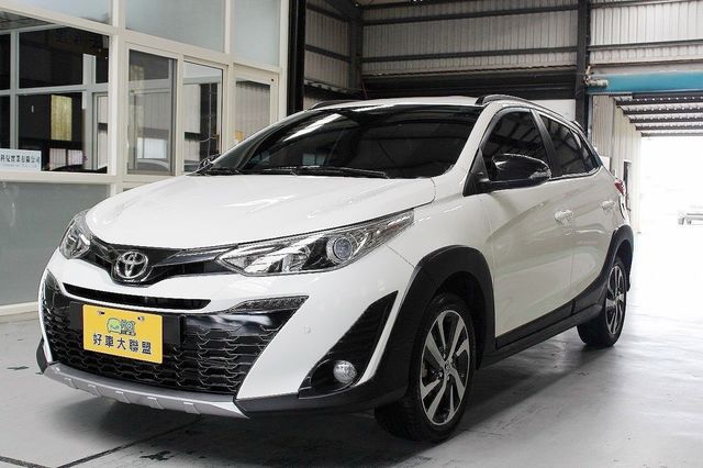 TOYOTA豐田 YARIS CROSSOVER  第1張相片