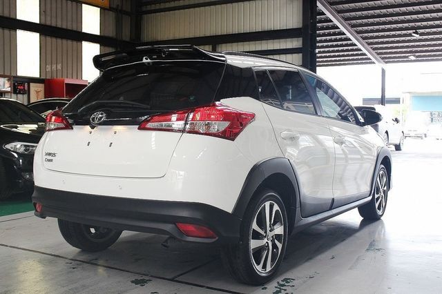 TOYOTA豐田 YARIS CROSSOVER  第2張相片