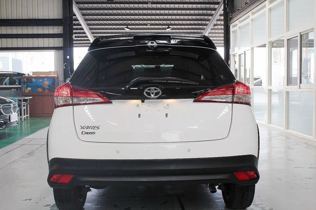 TOYOTA豐田 YARIS CROSSOVER  第4張相片