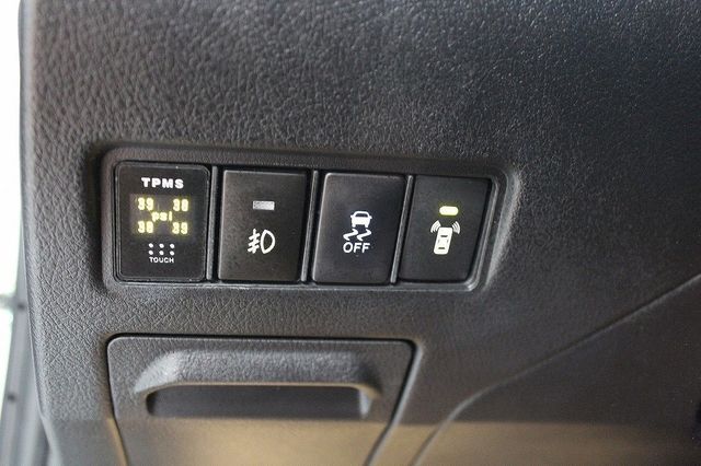 TOYOTA豐田 YARIS CROSSOVER  第10張相片