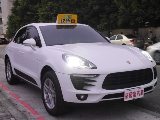 PORSCHE保時捷 MACAN  第7張相片