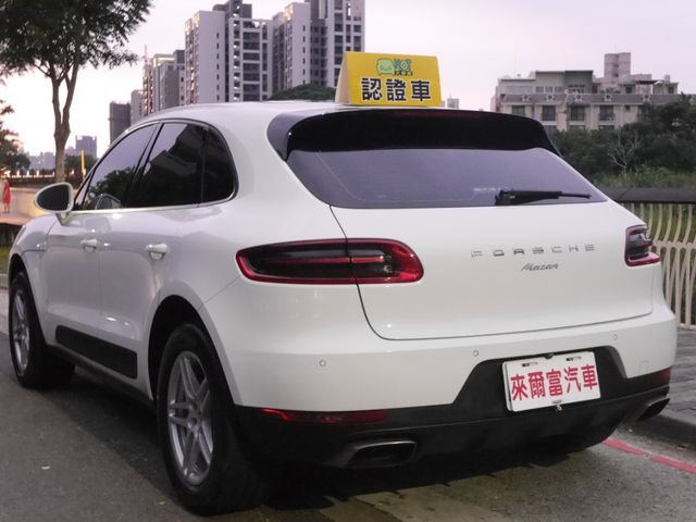 PORSCHE保時捷 MACAN  第8張相片