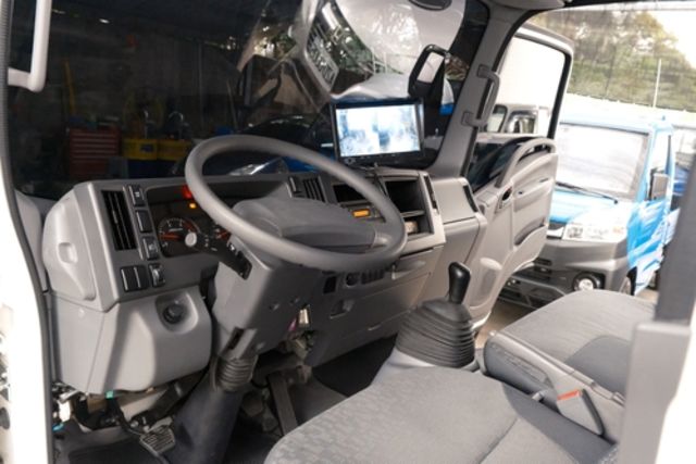 ISUZU五十鈴 ELF  第5張相片