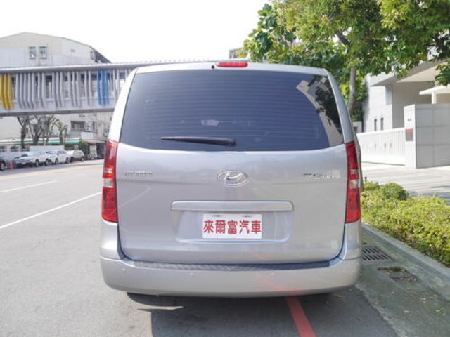 HYUNDAI現代 STAREX  第4張相片
