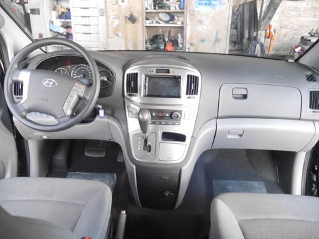 HYUNDAI現代 STAREX  第5張相片