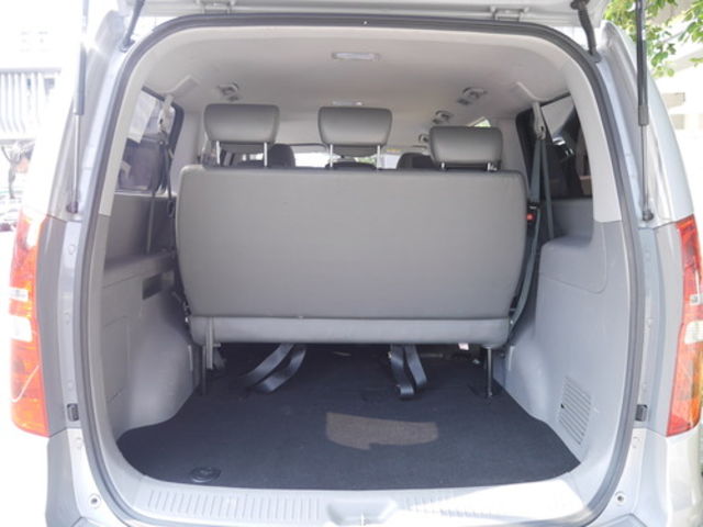 HYUNDAI現代 STAREX  第8張相片