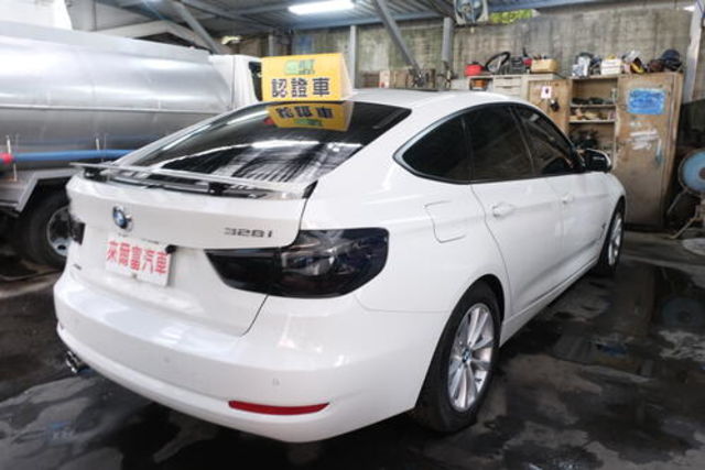 BMW寶馬 328I GT  第2張相片