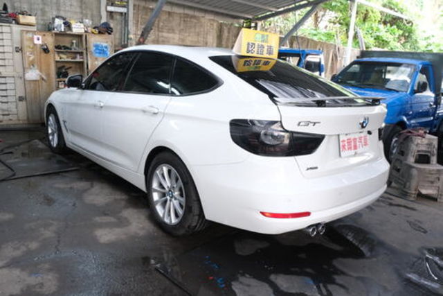 BMW寶馬 328I GT  第7張相片