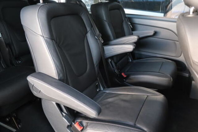 M-BENZ賓士 V220 D  第9張相片