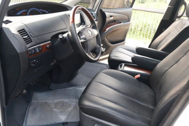 TOYOTA豐田 PREVIA  第9張相片