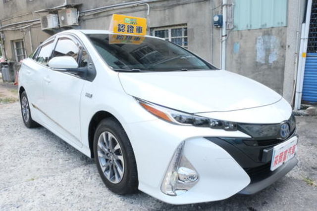 TOYOTA豐田 PRIUS PHV  第7張相片