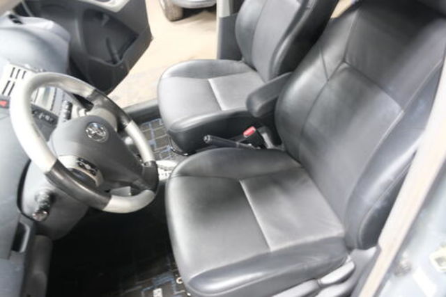 TOYOTA豐田 YARIS  第5張相片