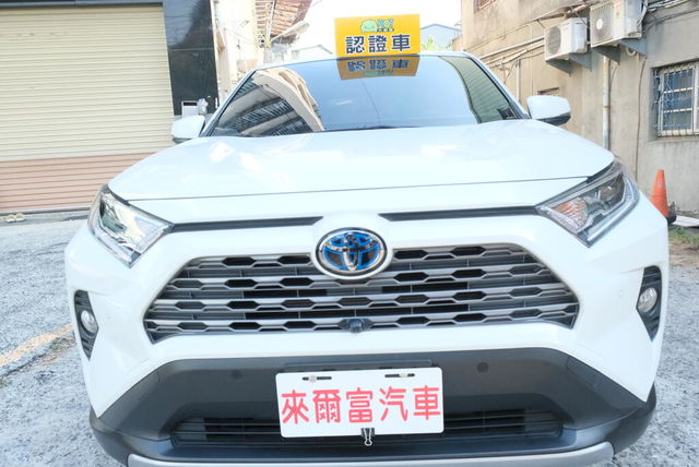 TOYOTA豐田 RAV4  第3張相片