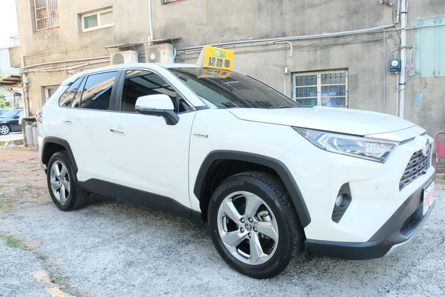 TOYOTA豐田 RAV4  第7張相片