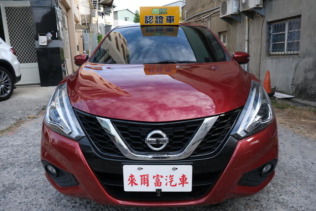NISSAN日產 TIIDA  第3張相片
