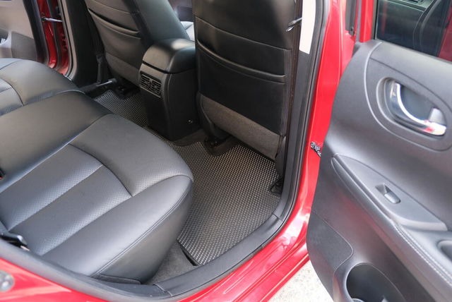 NISSAN日產 TIIDA  第11張相片