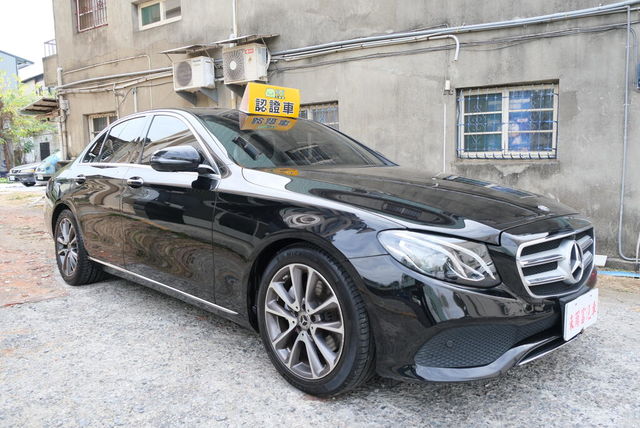 M-BENZ賓士 E250  第7張相片