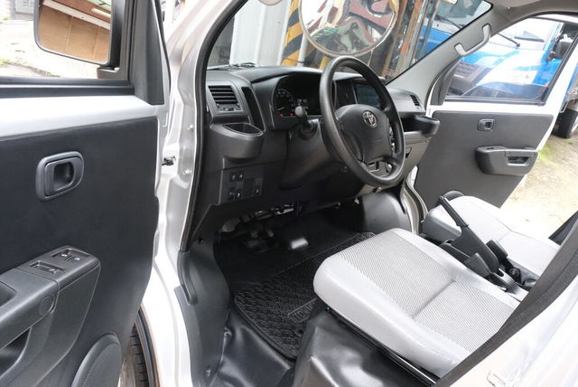 TOYOTA豐田 TOWN ACE  第5張相片