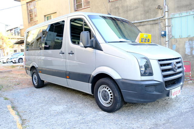 VOLKSWAGEN福斯 CRAFTER  第13張相片