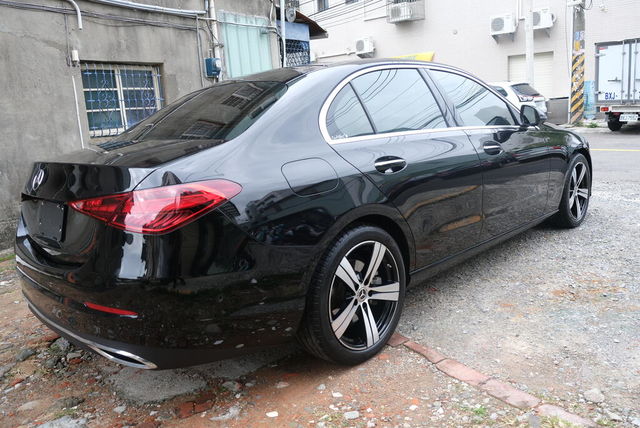 M-BENZ賓士 C200  第2張相片